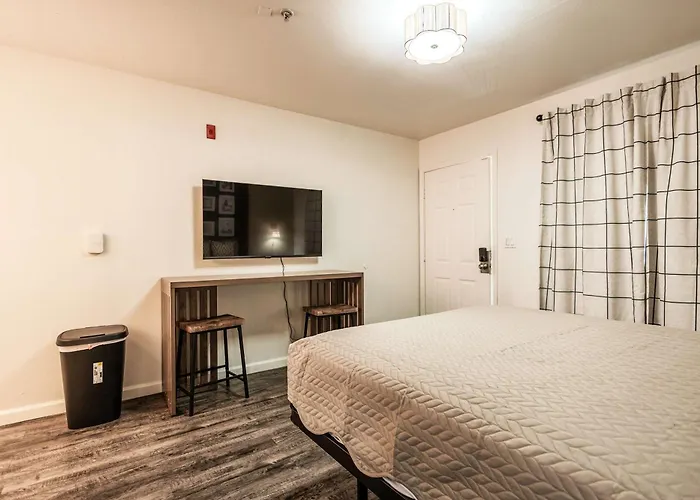 Apartment Chic Az Travel Nurses Welcome Cashion