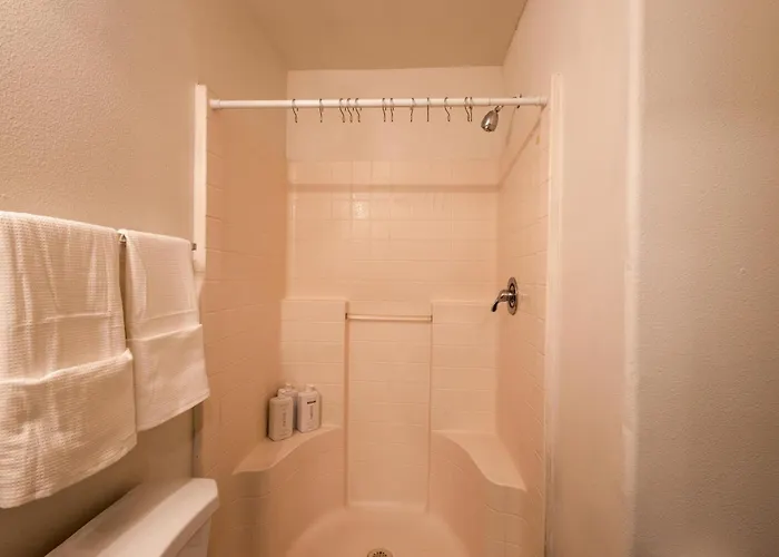 Chic Az Travel Nurses Welcome Apartment