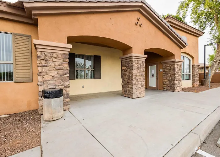 Chic Az Travel Nurses Welcome Cashion