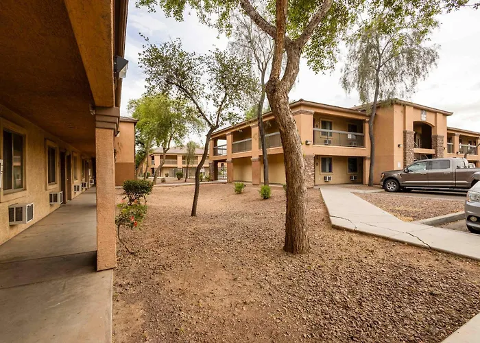 Chic Az Travel Nurses Welcome Apartment *